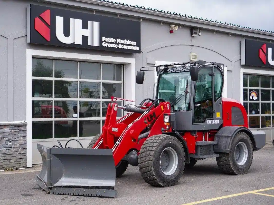 Gallery image 2 for UHI Machinery UWL825H Wheel Loader