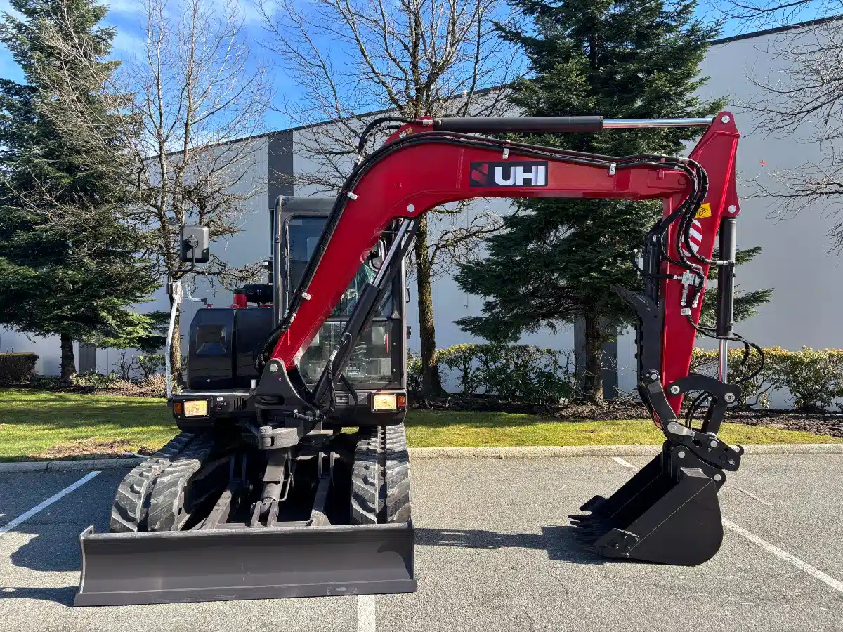 Gallery image 2 for UHI Machinery UME60 Excavator