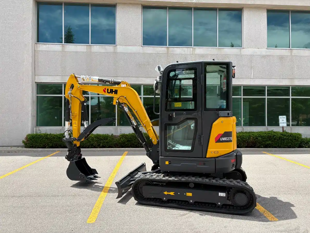 Gallery image 1 for UHI Machinery UME27S Excavator