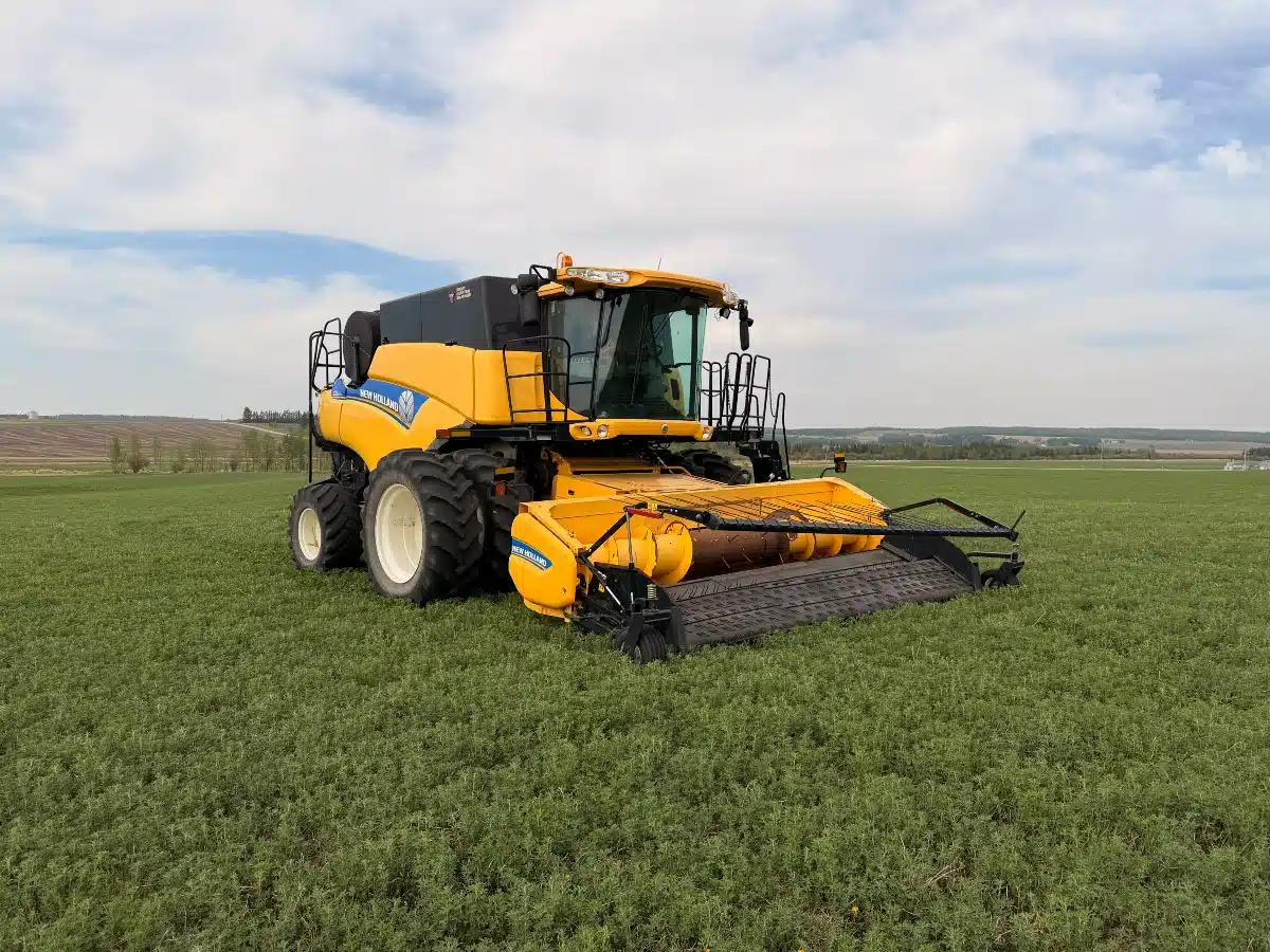 Photo de la Galerie 2 pour 2014 New Holland CR8090 Batteuse