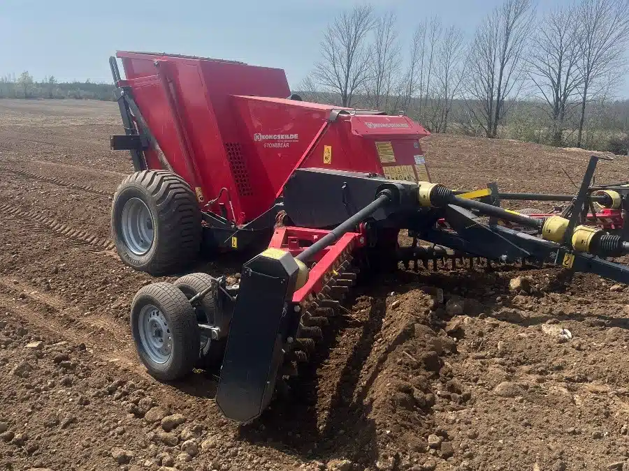 Gallery image 1 for 2017 Kongskilde STONEBEAR SB5200 Rock Picker