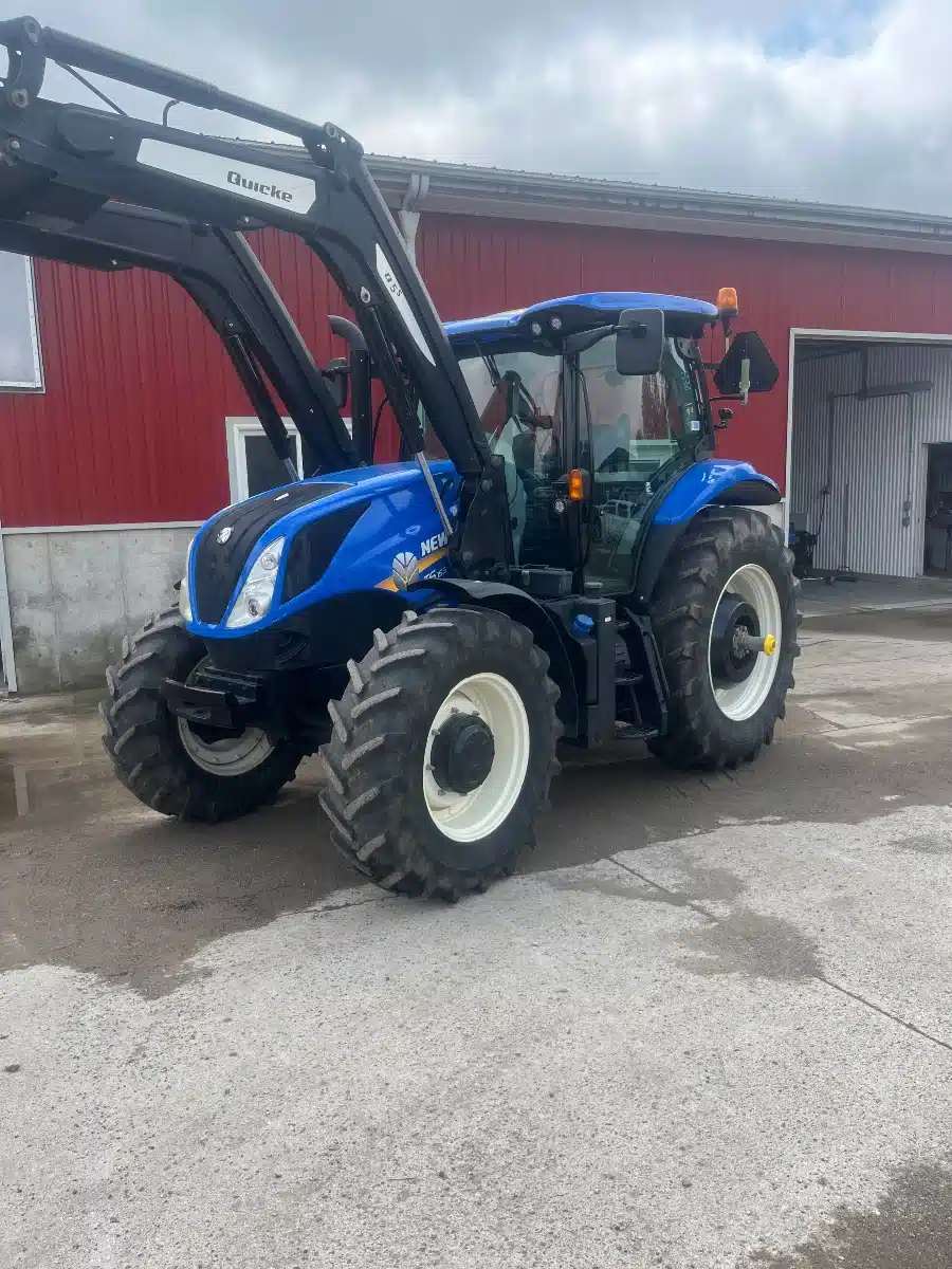Gallery image 2 for 2017 New Holland T6.155 Tractor