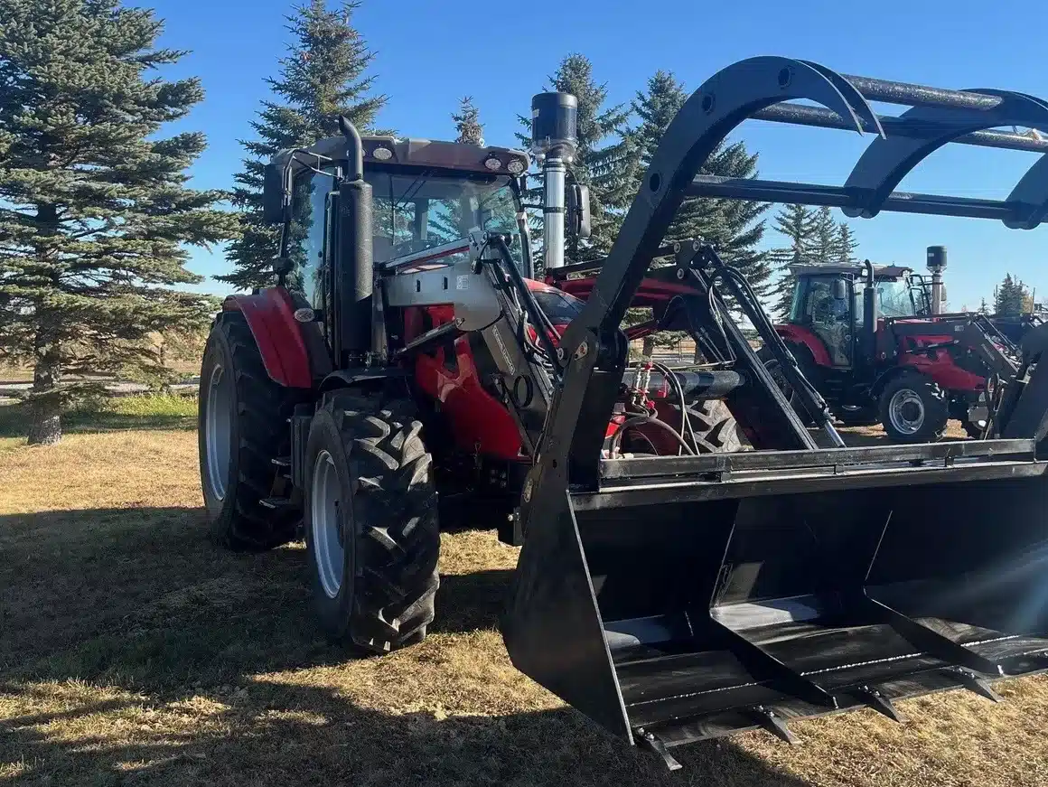 Photo de la Galerie 1 pour 2027 URSA AG 180 Tracteur