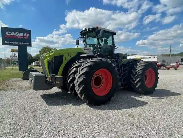 Photo de la Galerie 1 pour 2021 CLAAS XERION 5000 Tracteur