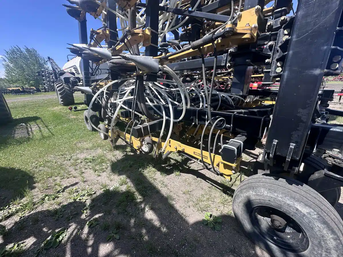 Gallery image 2 for Used 2010 SeedMaster 7012 TXB Air Drill