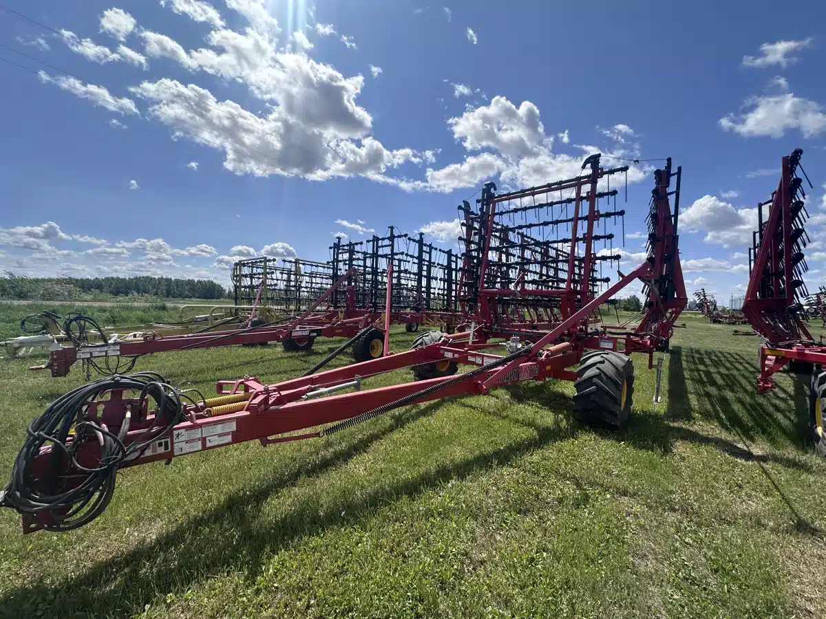 Gallery image 1 for Used 2018 Bourgault XR770 Harrow