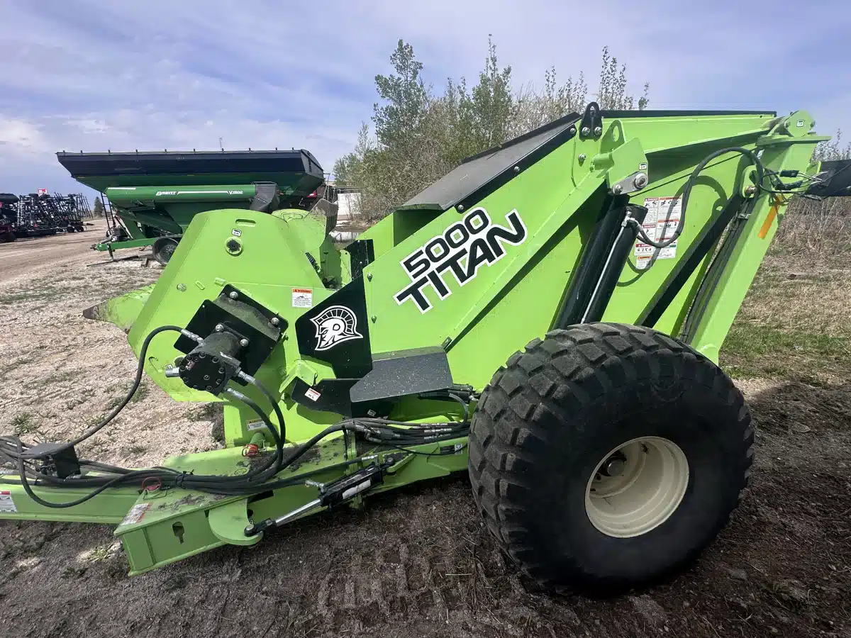 Gallery image 2 for Used 2019 Schulte TITAN 5000 Rock Picker