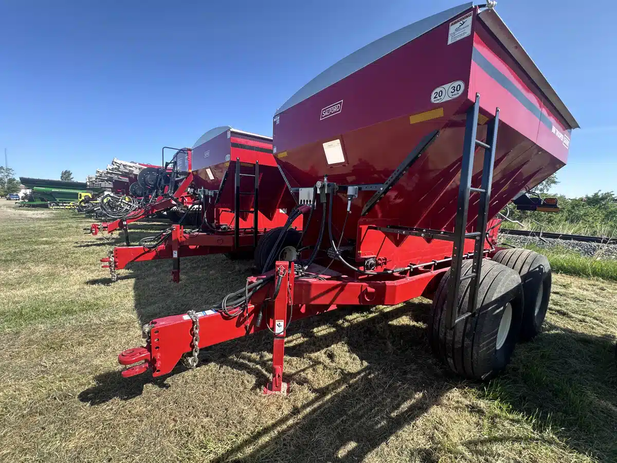 Gallery image 1 for New 2024 Salford BBI TROOPER Spreader - Fertilizer