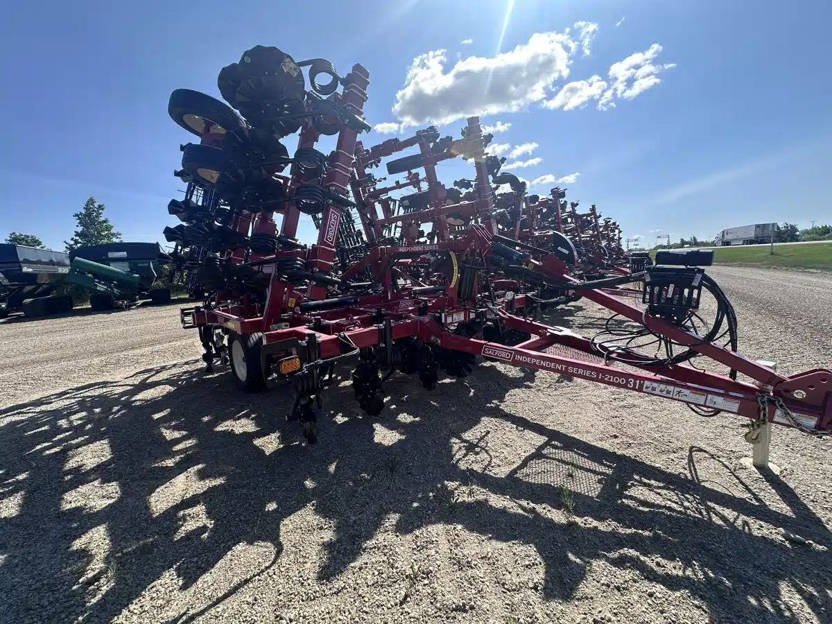 Gallery image 1 for New 2024 Salford I-2131 Vertical Tillage