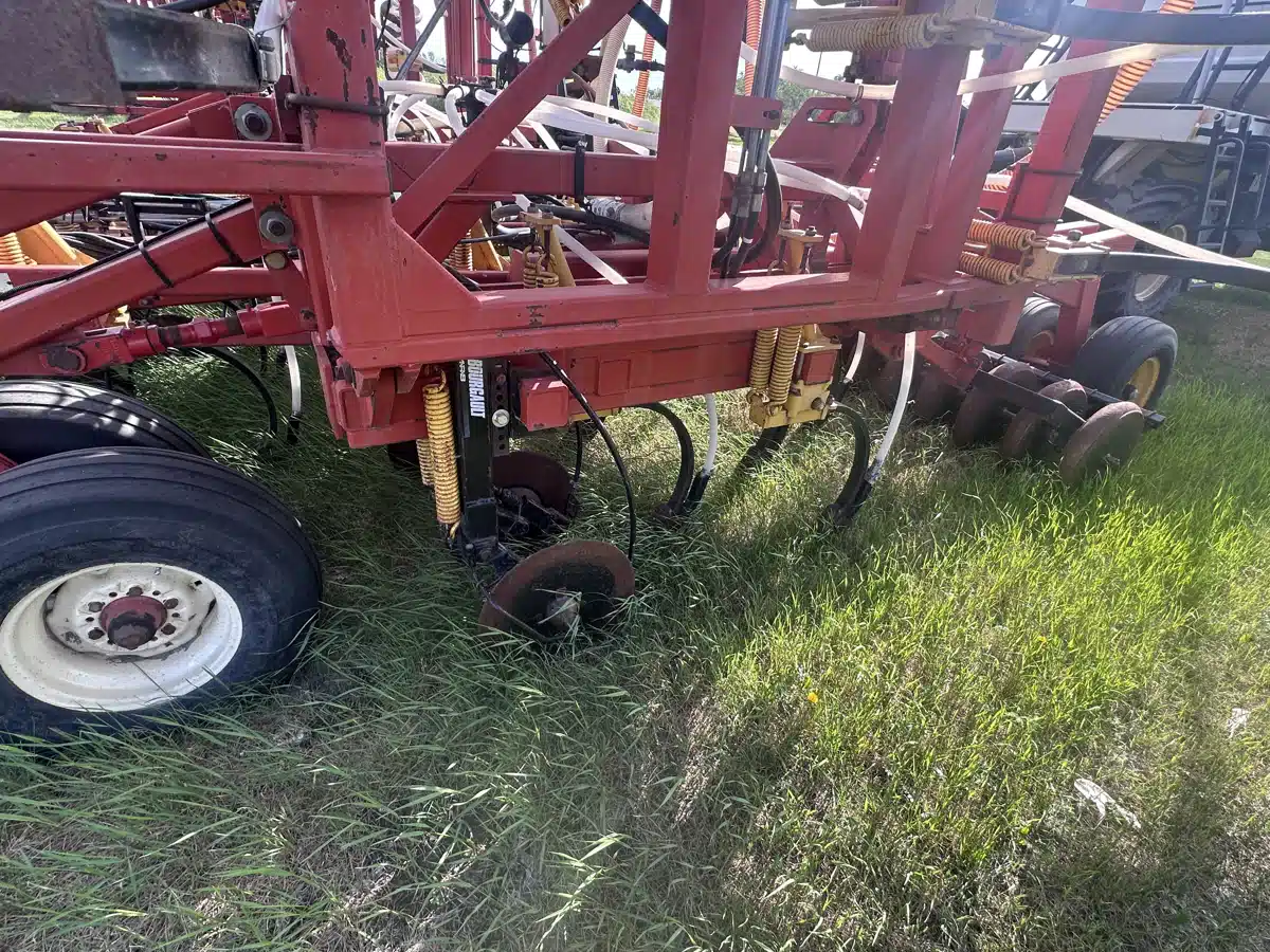 Gallery image 2 for Used Bourgault 5710-54 Air Drill