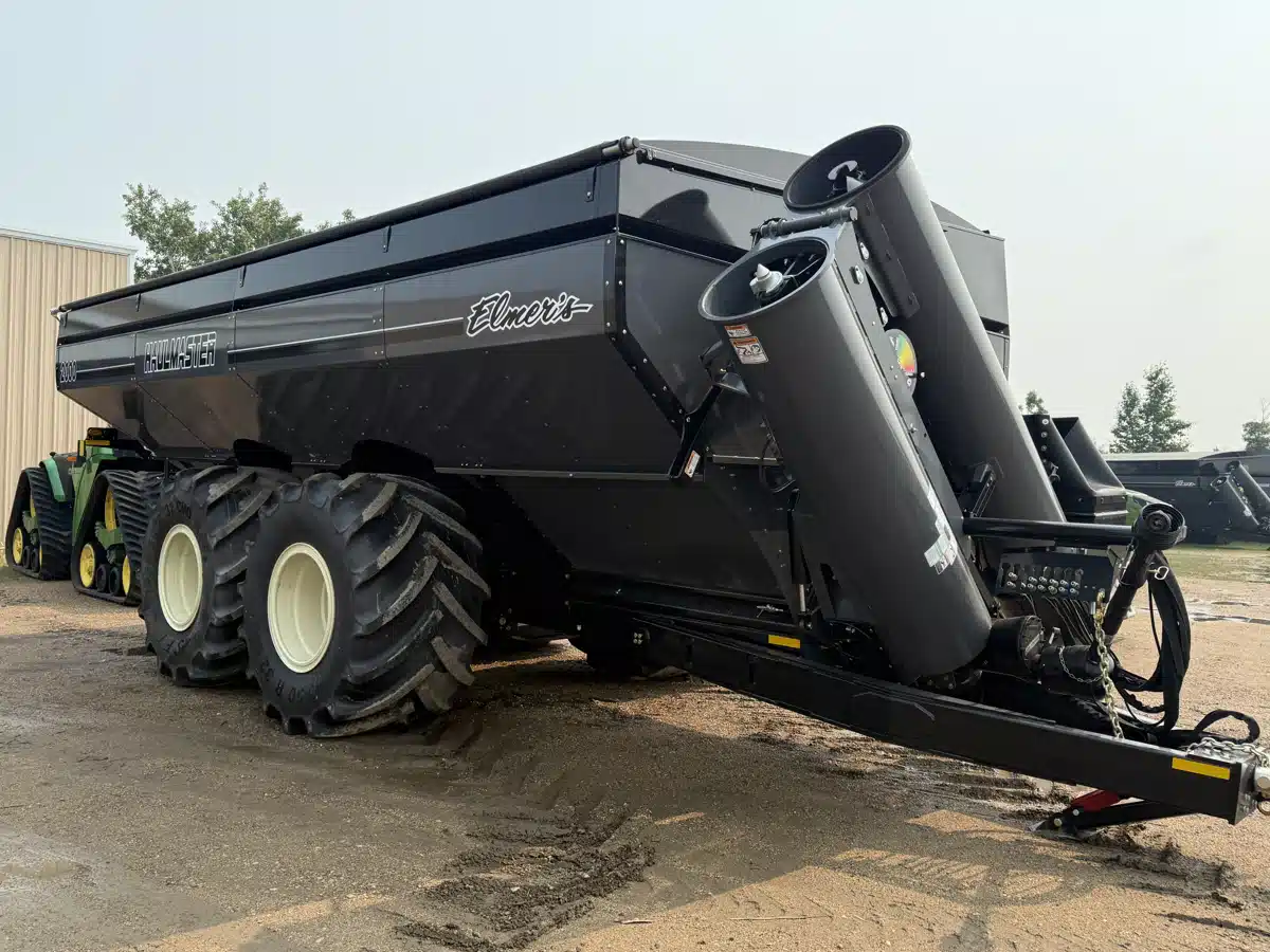 Gallery image 1 for New 2025 Elmers Mfg HAULMASTER 2000 Grain Cart