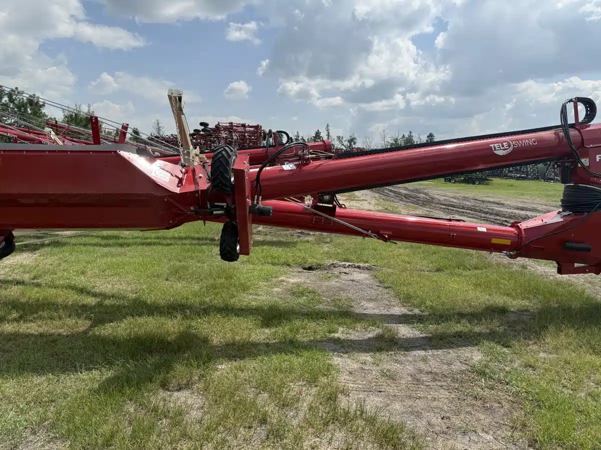 Gallery image 2 for New 2025 Farm King Y1395TS1 Auger