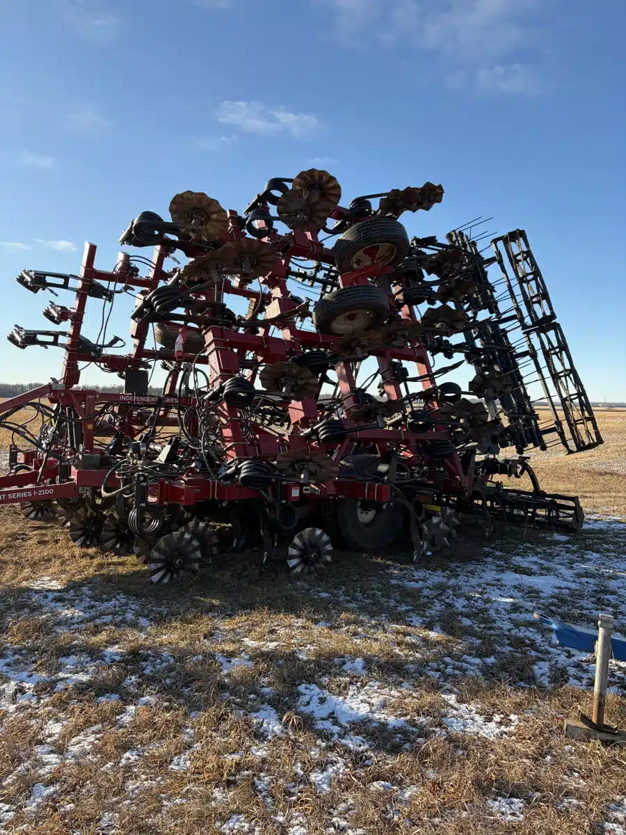 Used 2023 Salford I-2100 Vertical Tillage
