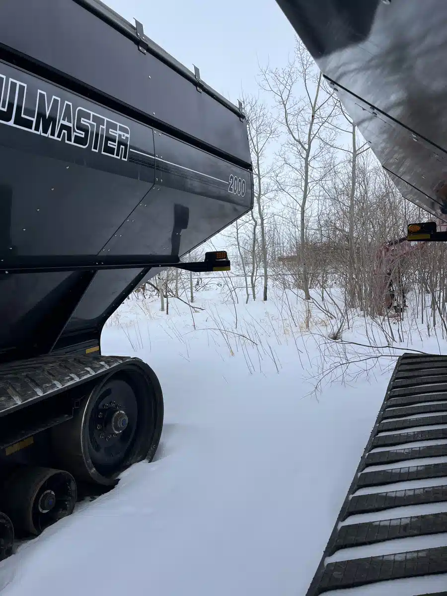 Gallery image 2 for 2020 Elmers Mfg HAULMASTER 2000 Grain Cart