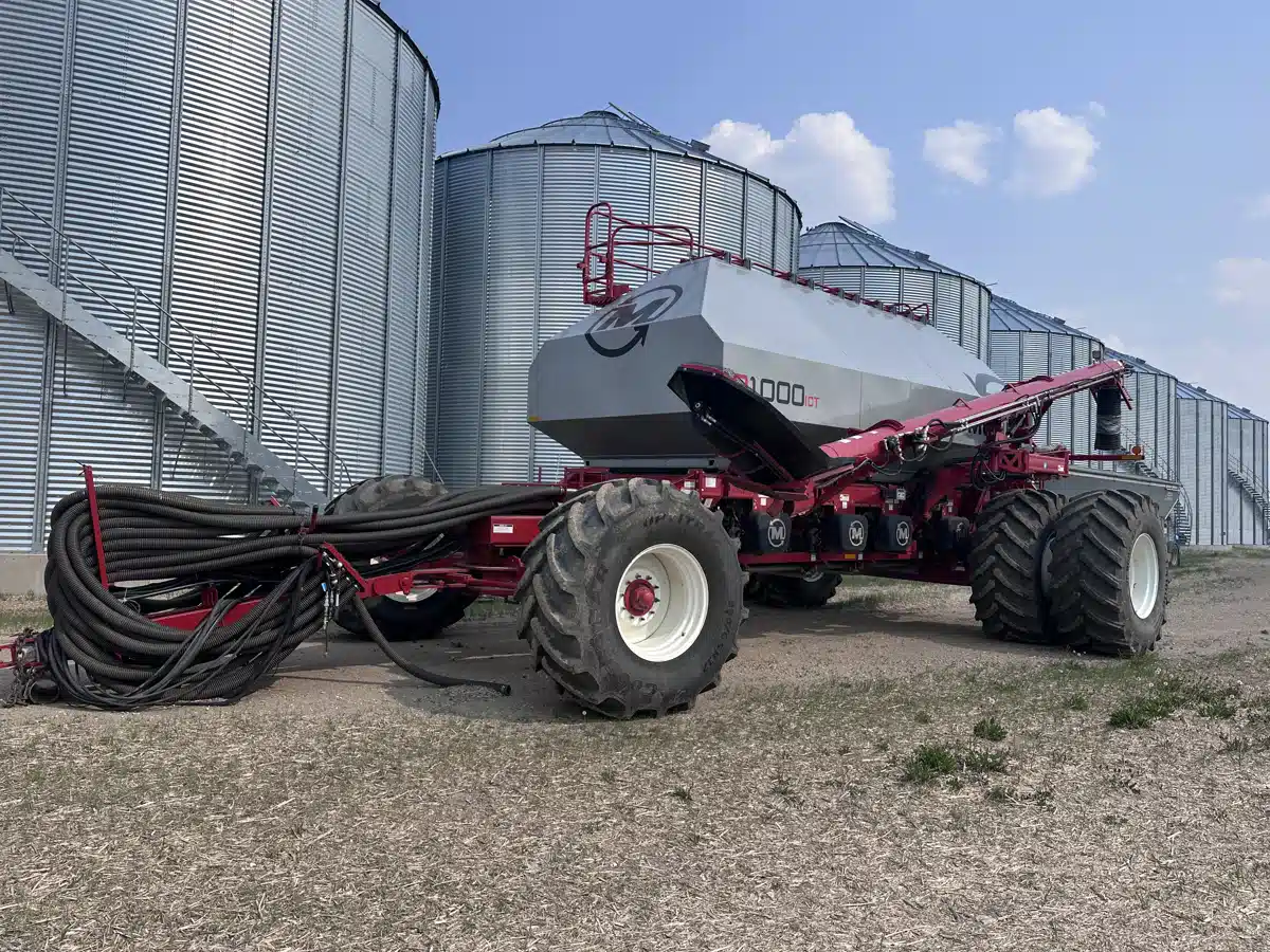 2022 Morris 91000 Air Cart