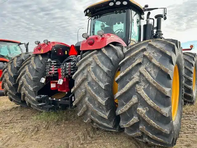 Gallery image 2 for New 2024 Versatile 620 Tractor