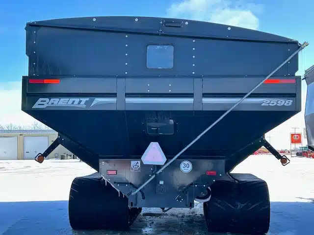 Gallery image 2 for New 2025 Brent 2598 Grain Cart
