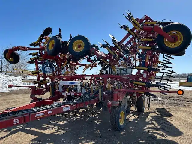 Gallery image 1 for Used 2012 Bourgault 8810 Air Seeder
