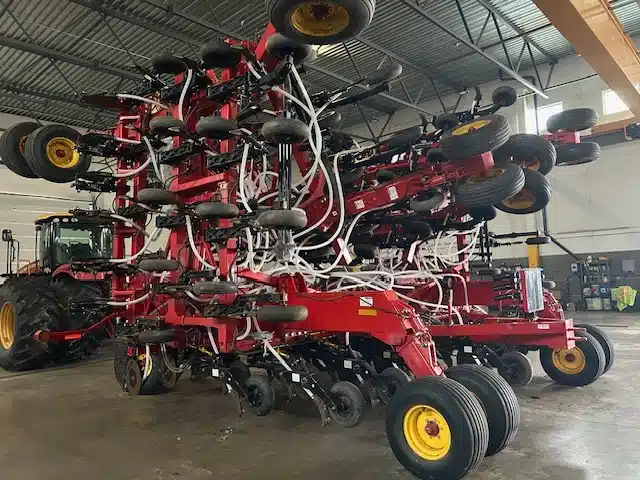 Gallery image 2 for Used 2017 Bourgault 3320-76 Air Drill
