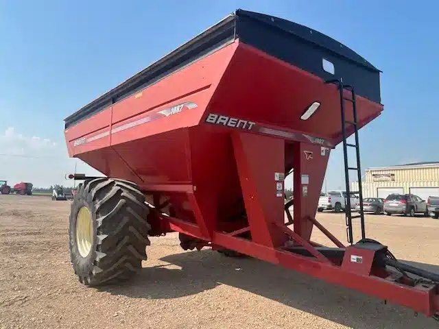 Gallery image 1 for Used 2011 Brent 1082 Grain Cart