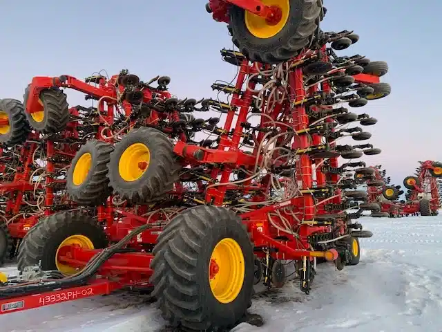 Gallery image 2 for 2015 Bourgault 3320-76 Air Drill