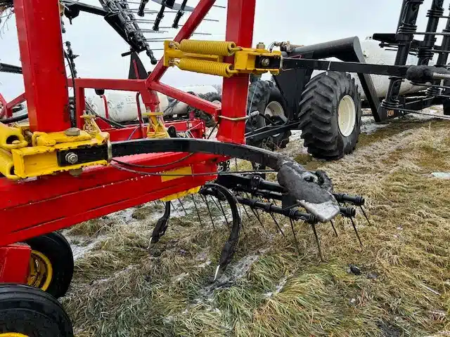 Gallery image 2 for 2018 Bourgault 9400-60 Cultivator