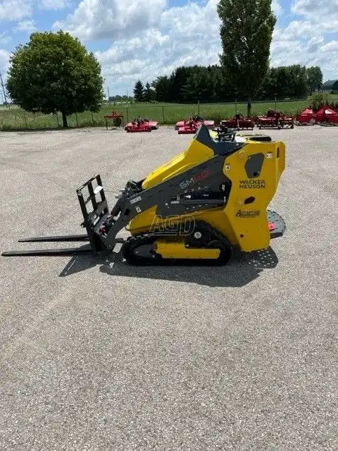 Gallery image 2 for New 2023 Wacker Neuson SM60 Track Loader