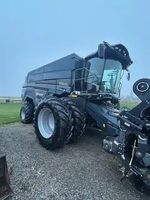 Gallery image 2 for Used 2021 Fendt IDEAL 8 Combine