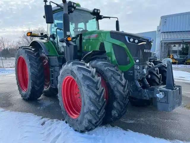 Gallery image 2 for Used 2022 Fendt 930 VARIO Tractor