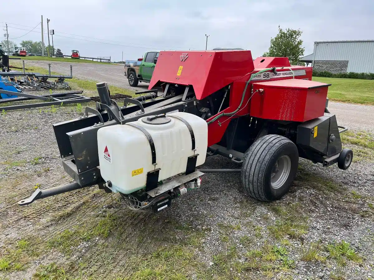 Gallery image 2 for 2024 Massey Ferguson SB 1842 Square Baler - Small