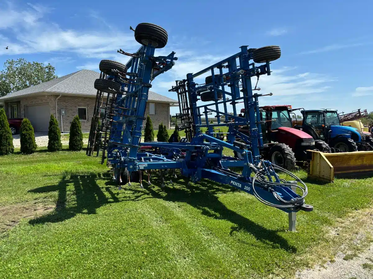 Gallery image 1 for Used 2017 Penta 200S-30 Cultivator