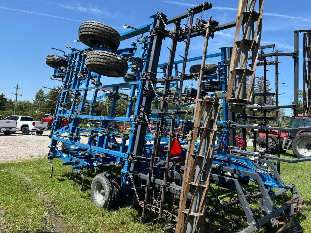 Gallery image 2 for Used 2017 Penta 200S-30 Cultivator