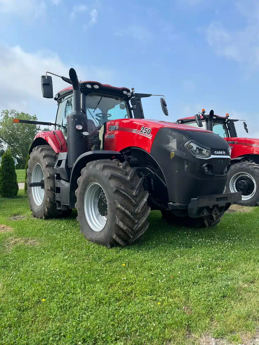 Gallery image 1 for Used 2024 Case IH MAGNUM 250 CVT Tractor