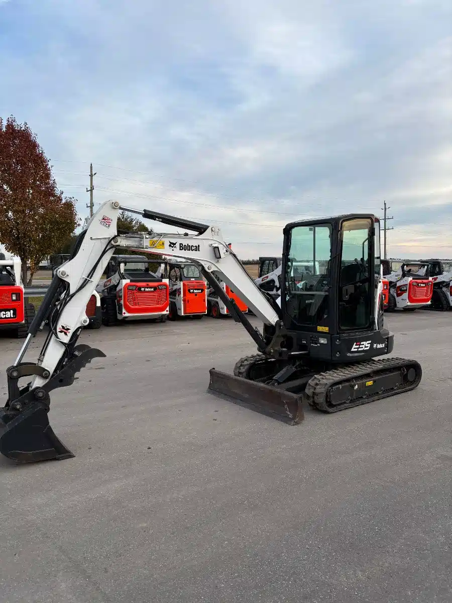 Gallery image 2 for Used 2019 Bobcat E35i Excavator