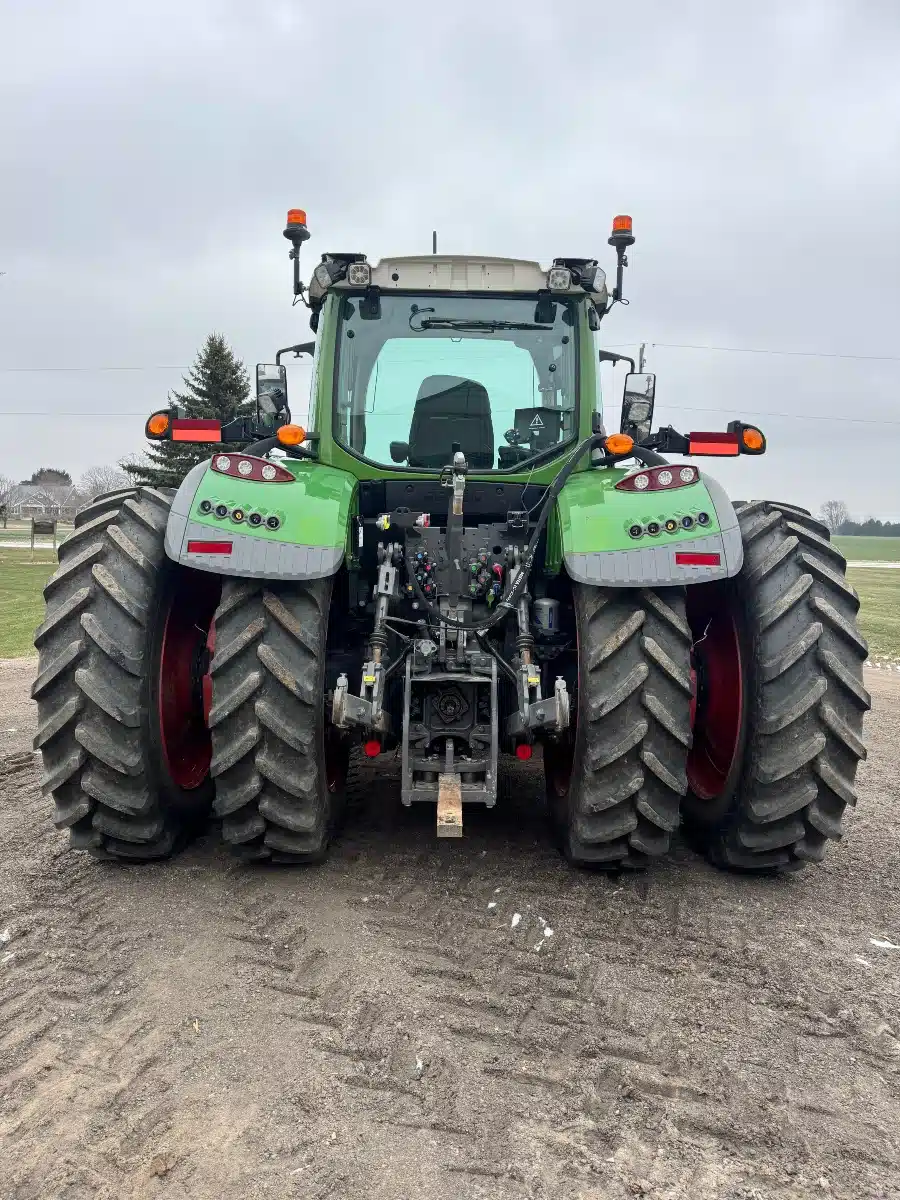 Gallery image 2 for 2022 Fendt 724 VARIO Tractor