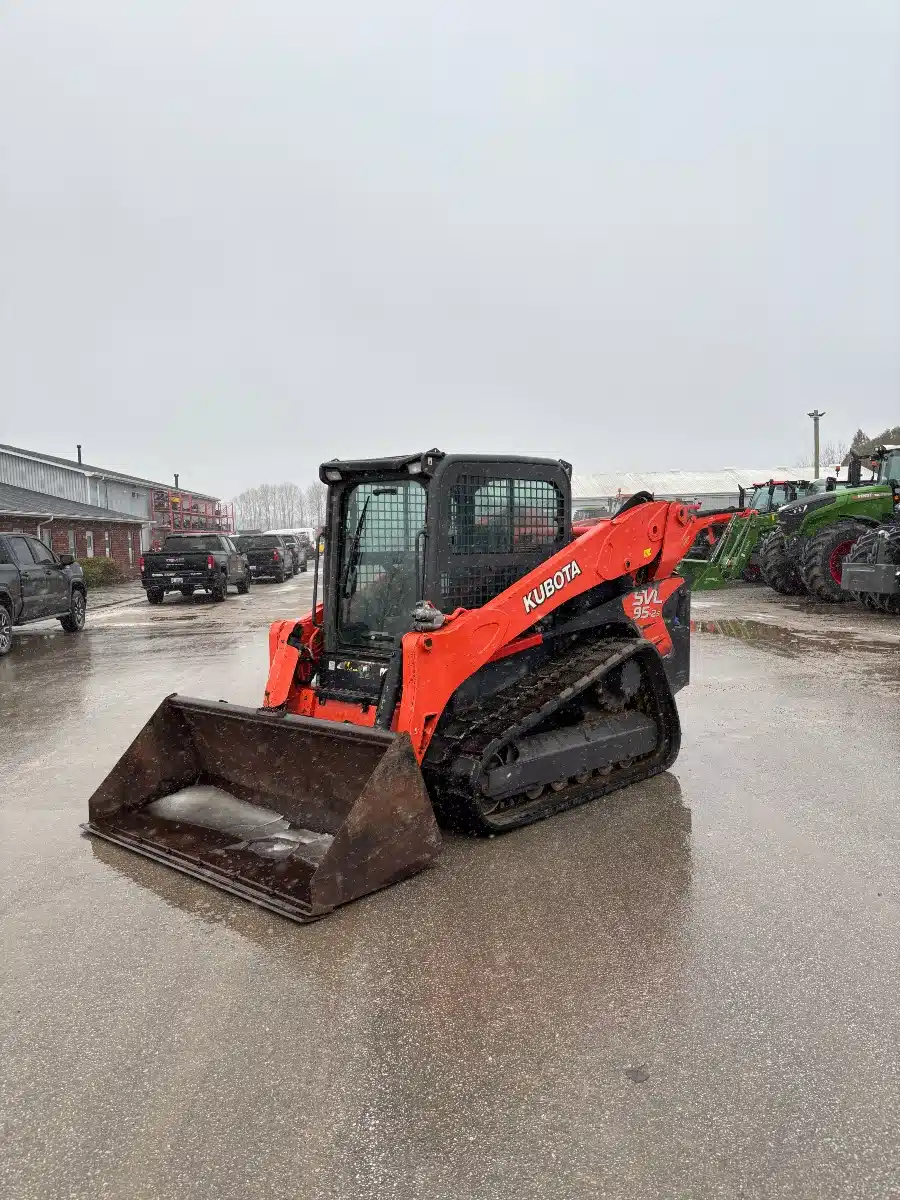 2017 Kubota SVL95-2S Track Loader