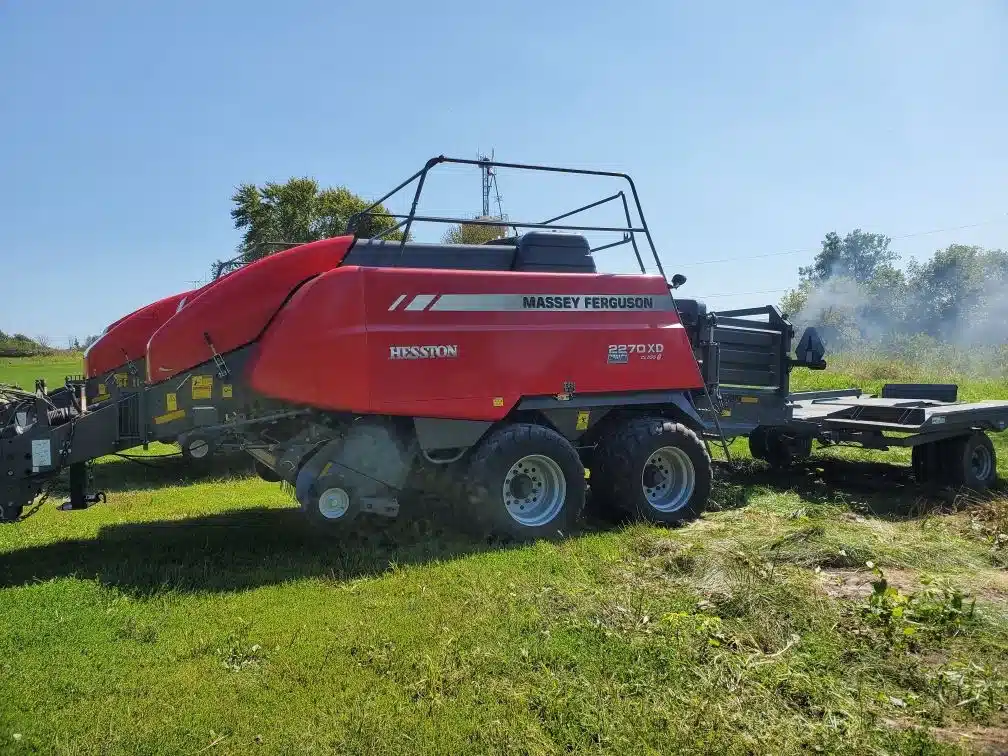 Gallery image 2 for 2020 Massey Ferguson 2270XD Square Baler - Large
