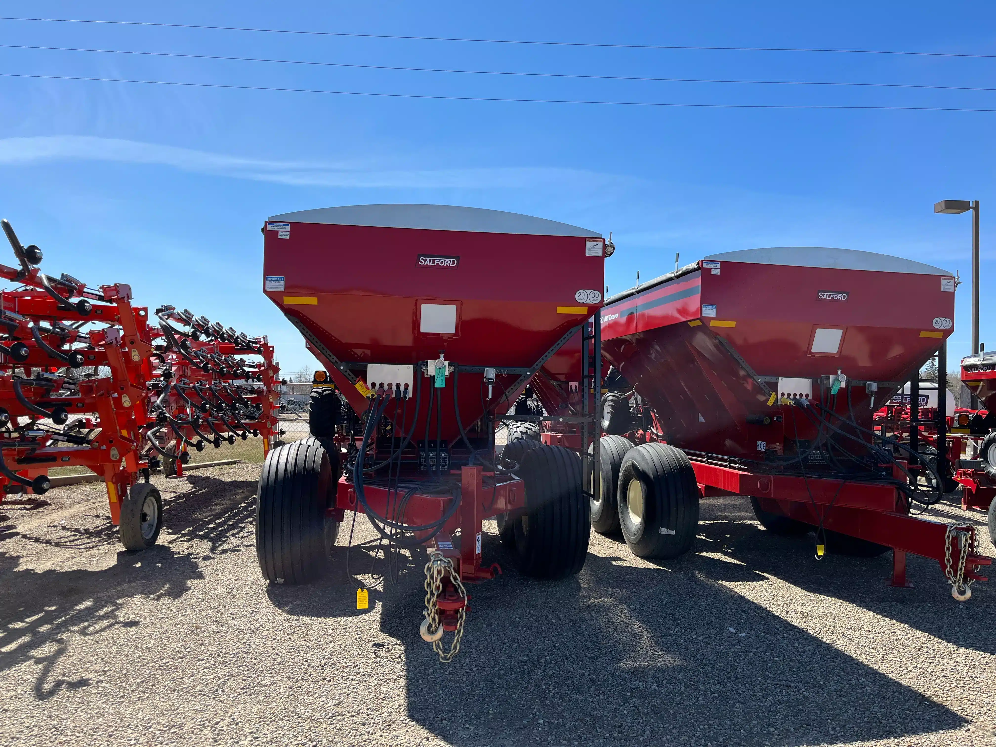 Gallery image 2 for New Salford BBI TROOPER Spreader - Fertilizer