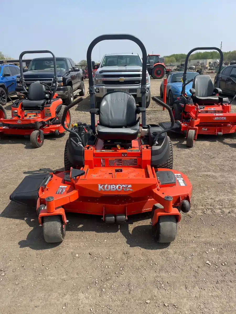 Gallery image 2 for Used 2017 Kubota Z421KWT-60 Mower - Zero Turn