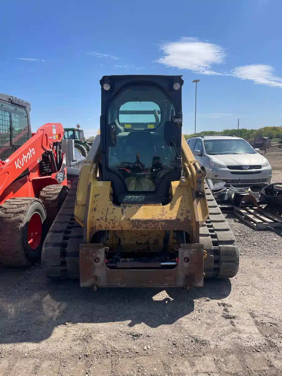 Gallery image 2 for Used 2016 Caterpillar 299D Skid Steer
