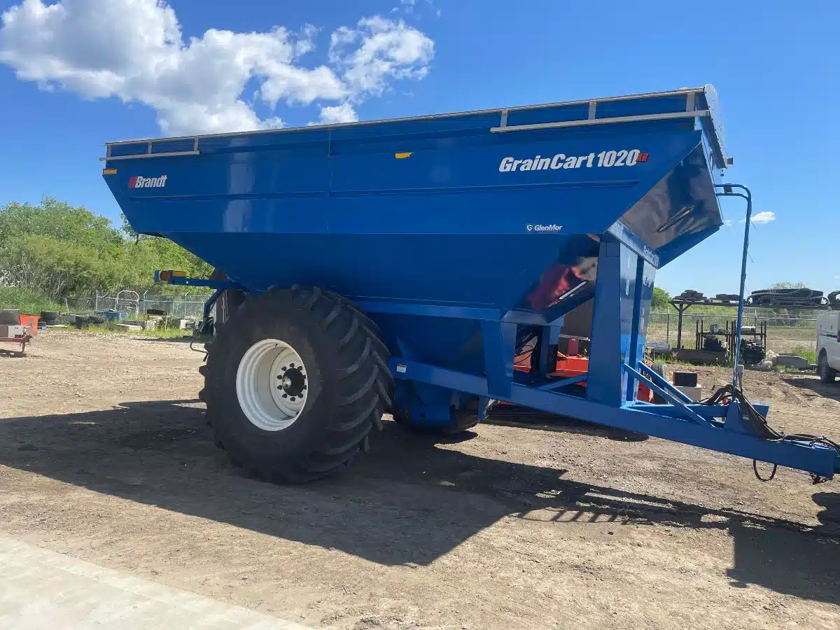Gallery image 1 for Used 2011 Brandt 1020XR Grain Cart