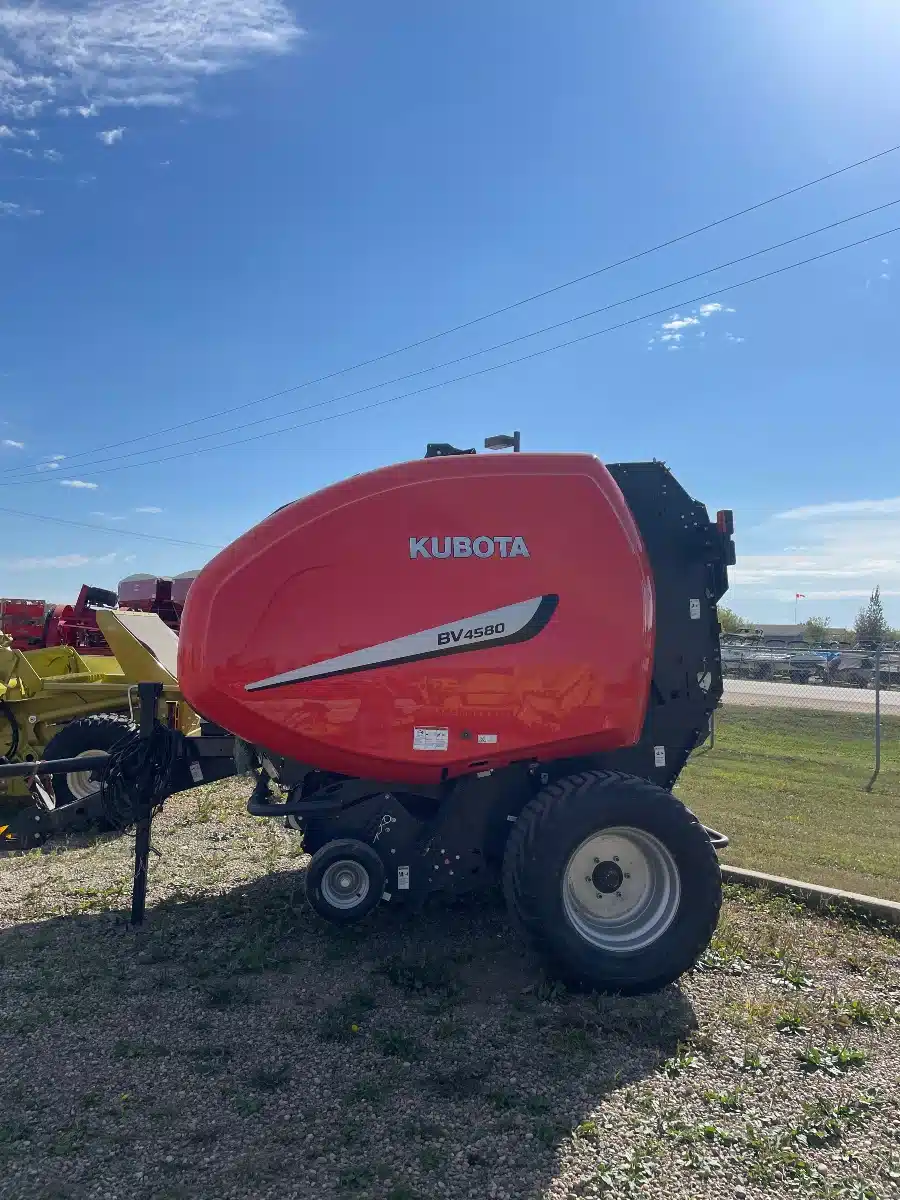 Gallery image 2 for Used 2017 Kubota BV4580NT Round Baler
