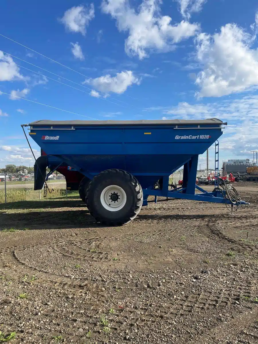 Gallery image 1 for 2011 Brandt 1020XR Grain Cart