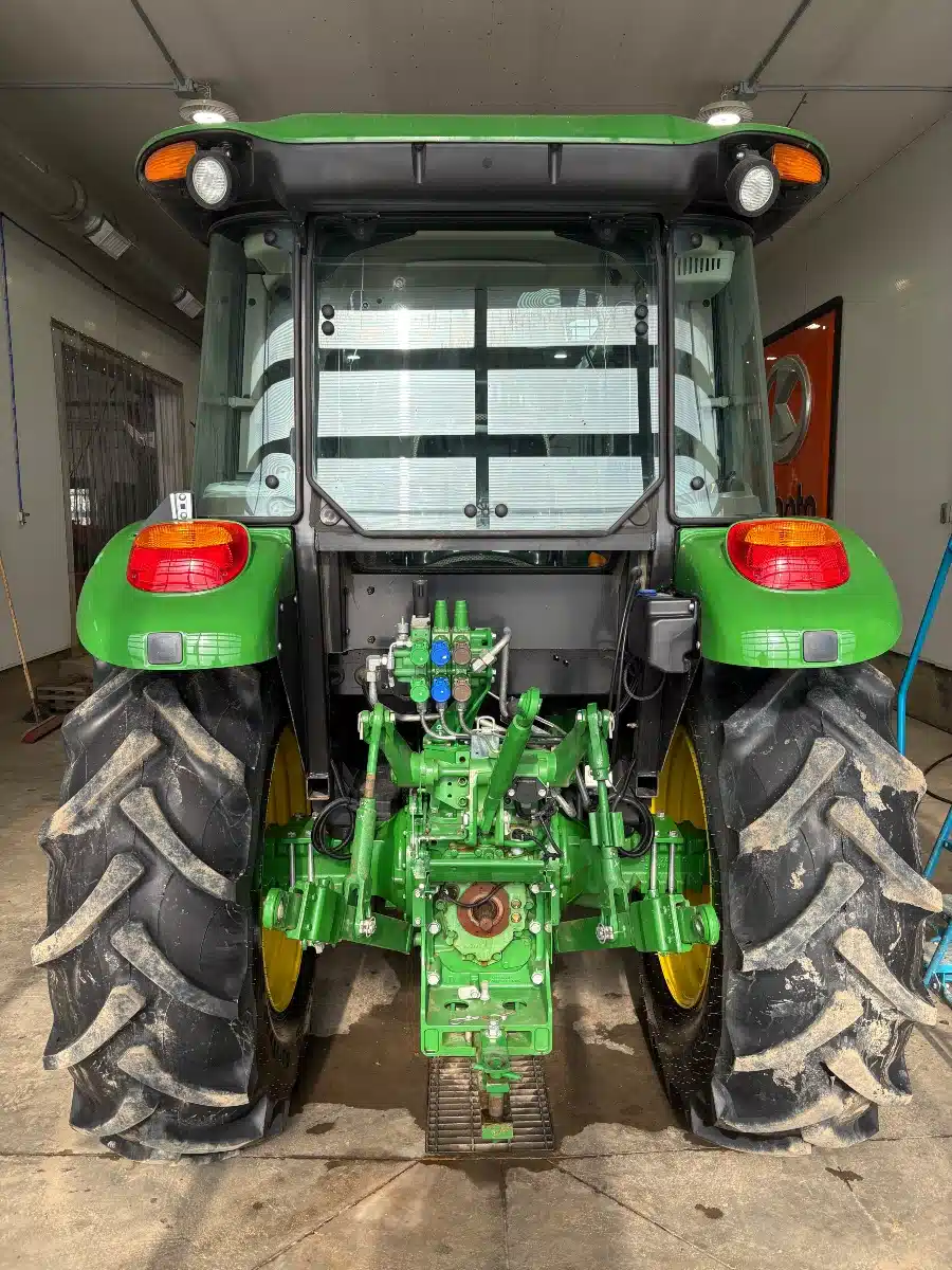 Gallery image 2 for Used 2022 John Deere B5100E Tractor