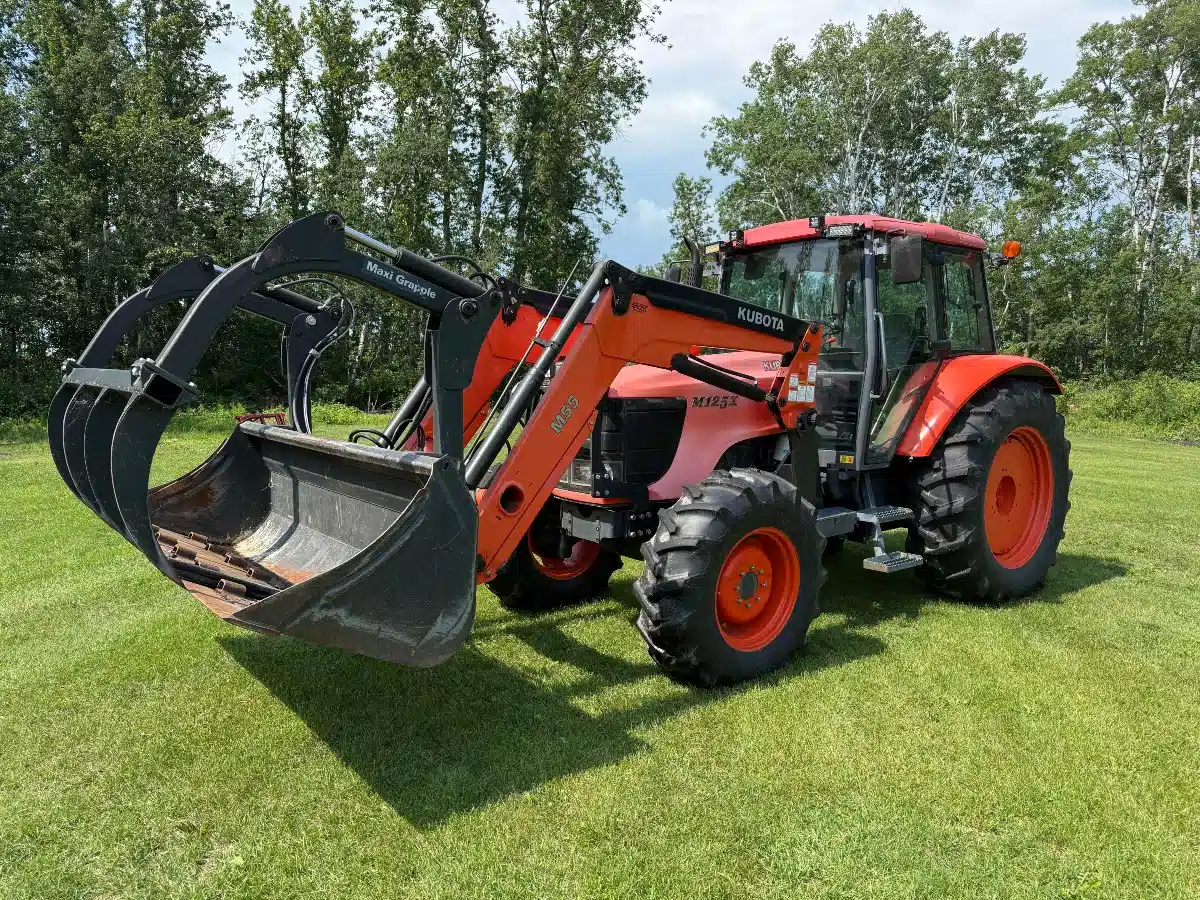 Gallery image 1 for Used 2007 Kubota M125 Tractor