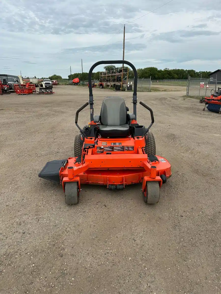 Gallery image 2 for Used 2016 Kubota Z726 Mower - Zero Turn