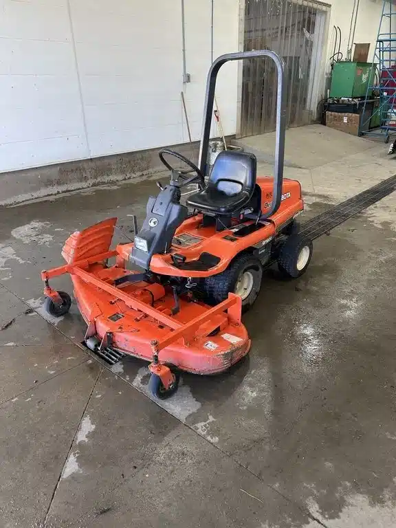 Gallery image 1 for Used 2000 Kubota GF1800-4W Mower - Front Deck