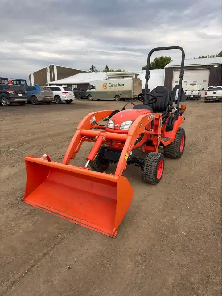 Gallery image 1 for 2016 Kubota BX2370 Tractor