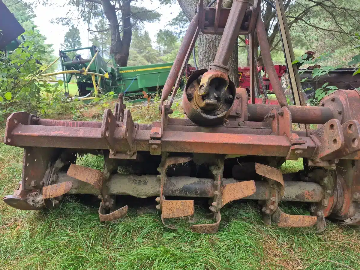 Gallery image 2 for Used Howard 54 pouces Tree Spade