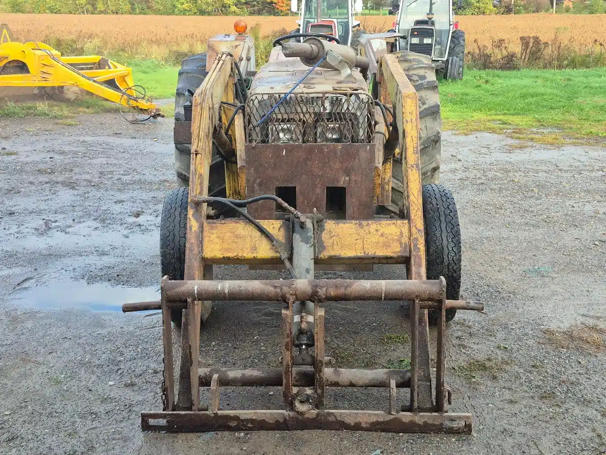 Gallery image 2 for Used 1980 White 2-50 Tractor